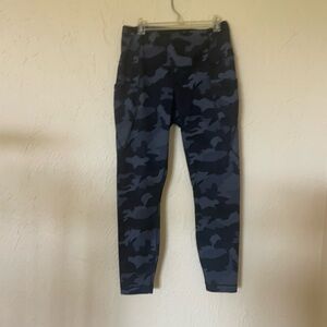 Yogalicious Women's Blue Camo Leggings